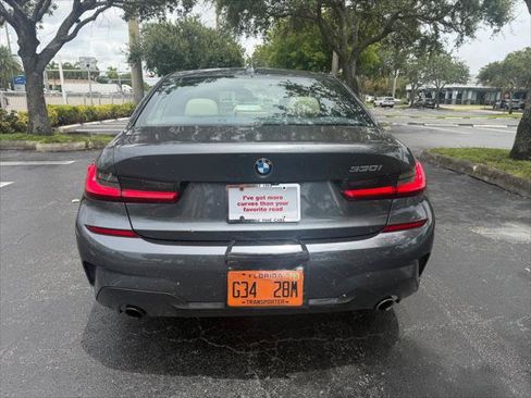 Used 2020 BMW 330i Sedan w/ M Sport Package RWD image 6