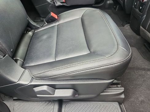 Certified 2023 Ford Explorer Limited w/ Limited Technology Package image 31