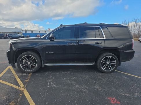 Used 2016 GMC Yukon SLT w/ Open Road Package image 2