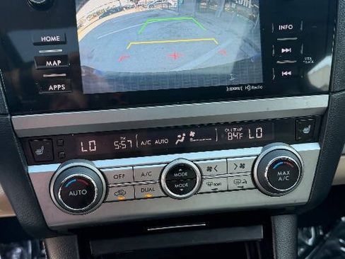 Used 2017 Subaru Outback 2.5i Limited AWD/4WD image 17