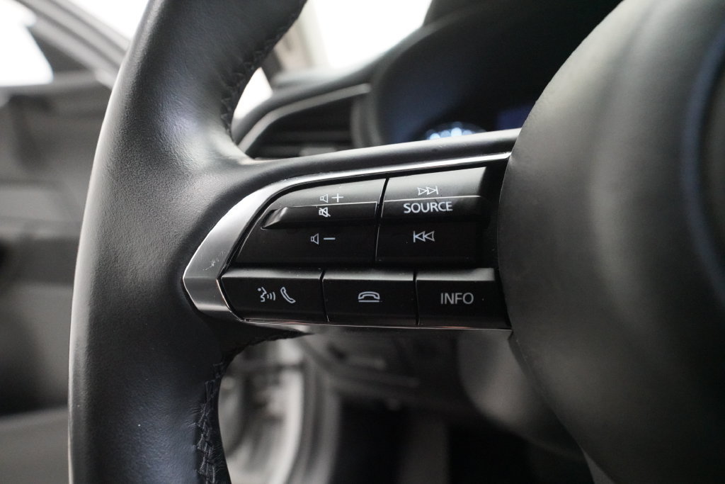Used 2025 MAZDA CX-30 AWD 2.5 S w/ Select Sport Pkg image 16