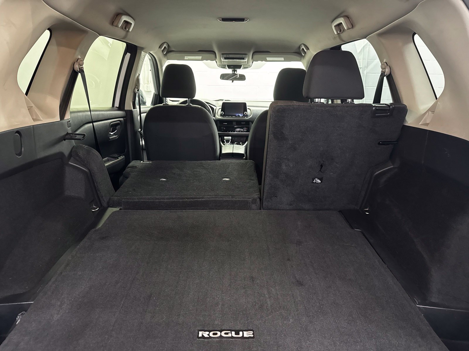 Certified 2024 Nissan Rogue SV AWD/4WD image 38
