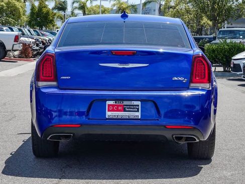 Certified 2018 Chrysler 300 S AWD/4WD image 5