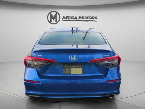 Used 2022 Honda Civic Sport image 6