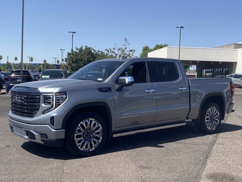 Used 2024 GMC Sierra 1500 Denali Ultimate AWD/4WD image 2