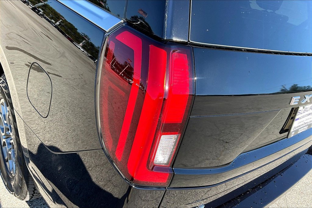 Used 2026 Ford Expedition Active AWD/4WD image 28