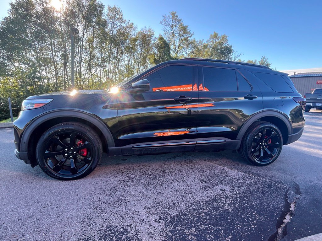 Used 2020 Ford Explorer ST w/ ST Street Pack AWD/4WD image 9