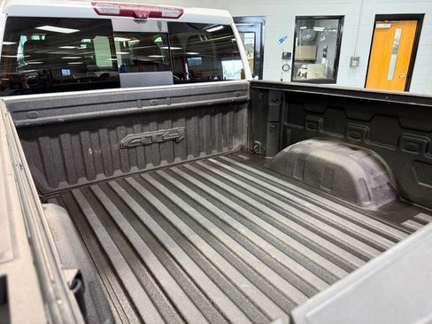 Used 2021 GMC Sierra 1500 AT4 w/ AT4 Premium Package AWD/4WD image 27