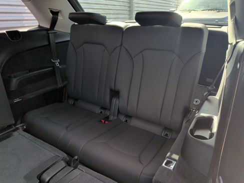 Certified 2023 Audi Q7 3.0T Prestige AWD/4WD image 30