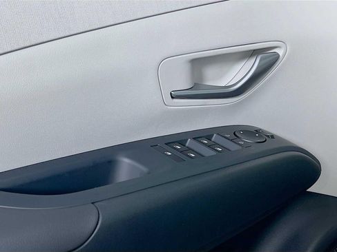 New 2026 Hyundai Tucson SEL image 18