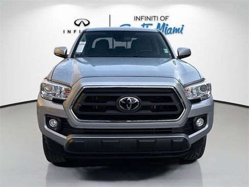 Used 2022 Toyota Tacoma SR5 image 2