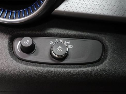 Used 2024 Chevrolet Trax LT image 26