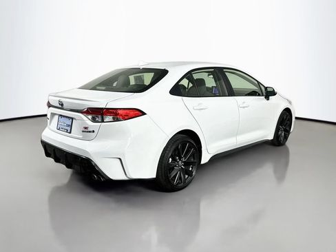 Used 2024 Toyota Corolla SE FWD image 8
