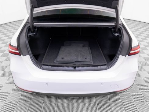 Certified 2024 BMW 530i xDrive w/ Convenience Package image 24