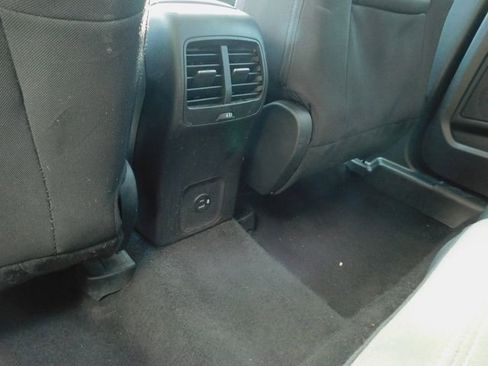 Used 2021 Ford Escape SE w/ Cold Weather Package image 20