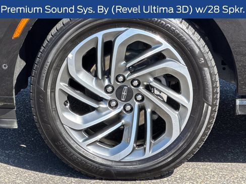Used 2025 Lincoln Navigator Reserve AWD/4WD image 35