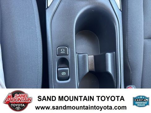 Used 2024 Toyota Corolla LE FWD image 17