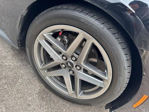 Used 2024 Ford Mustang Premium image 4