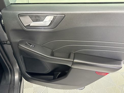 Used 2021 Ford Escape SEL image 27