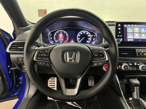 Used 2019 Honda Accord Sport image 16