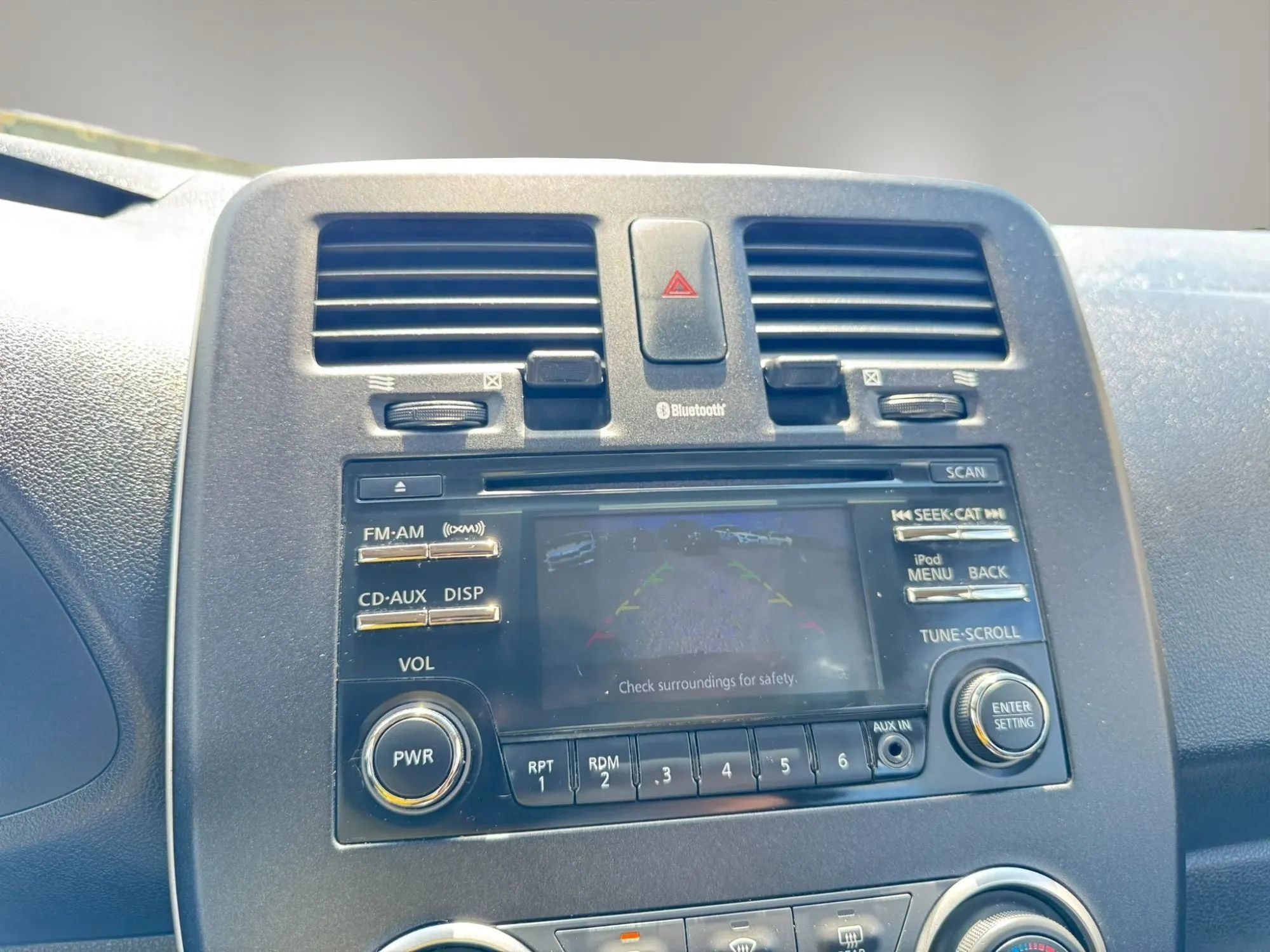 Used 2015 Nissan Leaf S w/ Charge Package FWD image 15