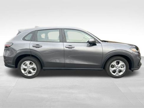 Used 2025 Honda HR-V LX image 11