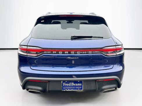 Used 2024 Porsche Macan image 7