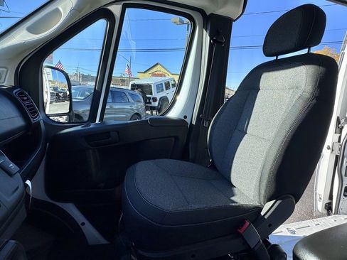 Used 2025 RAM ProMaster 3500 image 17
