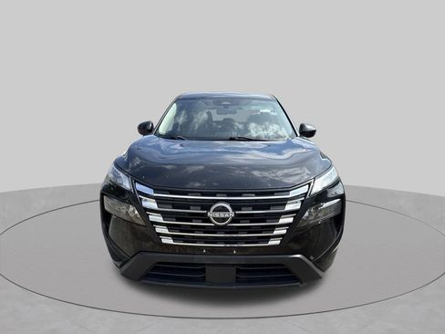 Used 2024 Nissan Rogue SV AWD/4WD image 11