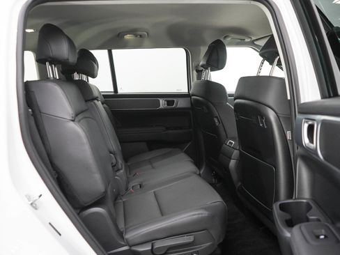 Used 2026 Hyundai Santa Fe SEL AWD/4WD image 12