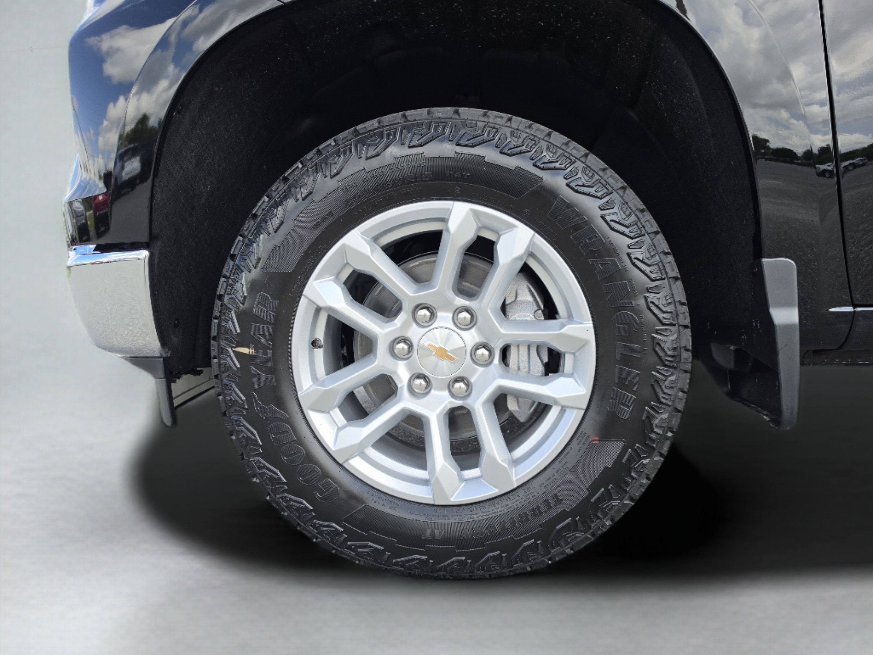 New 2026 Chevrolet Silverado 1500 LT w/ Convenience Package II AWD/4WD image 40