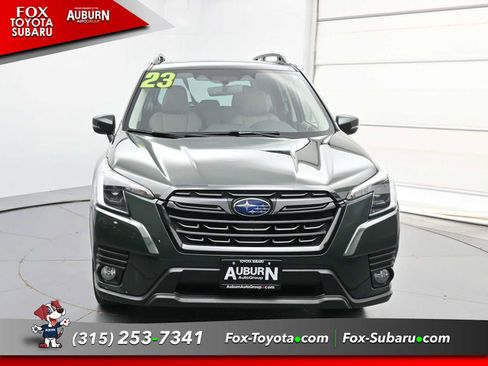 Used 2023 Subaru Forester Limited AWD/4WD image 3