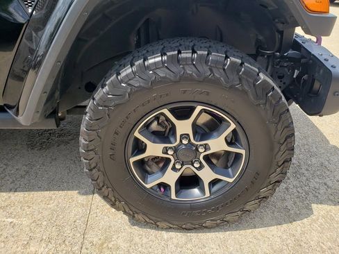 Used 2019 Jeep Wrangler Unlimited Rubicon image 45