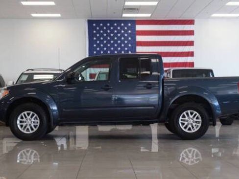Used 2017 Nissan Frontier SV AWD/4WD image 12