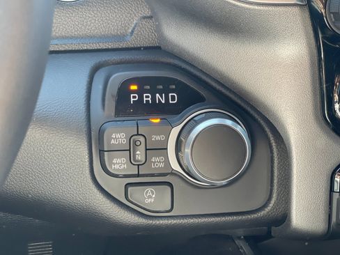 Used 2025 RAM 1500 Big Horn AWD/4WD image 22