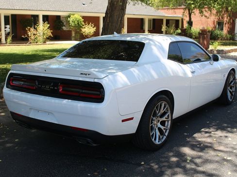 Used 2015 Dodge Challenger SRT w/ Technology Group image 6
