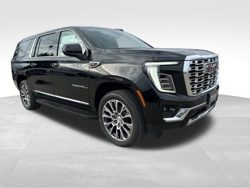 New 2026 GMC Yukon XL Denali image 19