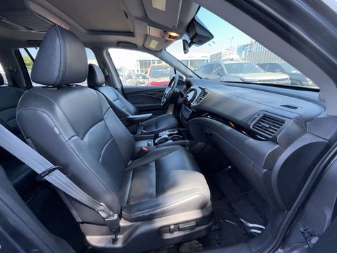 Used 2019 Honda Pilot Touring image 28