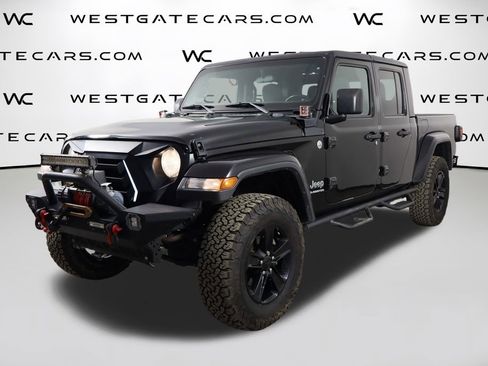 Used 2021 Jeep Gladiator Overland w/ Cold Weather Group image 1