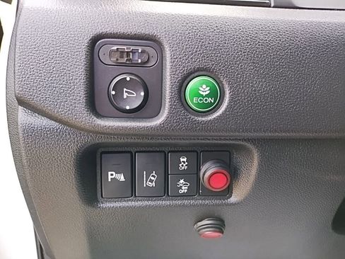 Used 2016 Honda Pilot Elite image 13