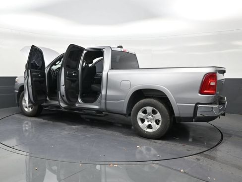 Used 2025 RAM 1500 Big Horn RWD image 31