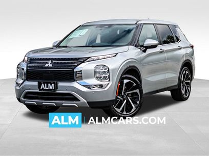 Used 2024 Mitsubishi Outlander SE