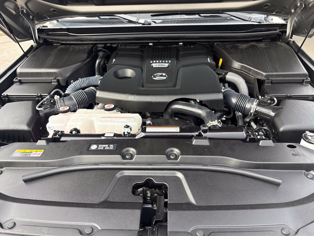 Certified 2025 Lexus GX 550 w/ Accessory Package (2T) AWD/4WD image 10