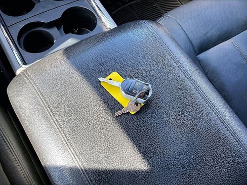 Used 2015 Ford F350 Lariat w/ Lariat Ultimate Package image 37