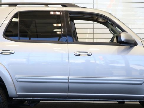 Used 2004 Toyota Sequoia SR5 image 49