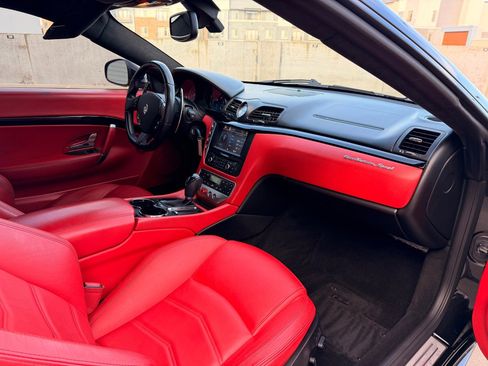 Used 2015 Maserati GranTurismo MC image 17