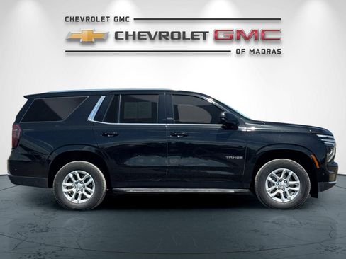 Used 2025 Chevrolet Tahoe LT AWD/4WD image 2