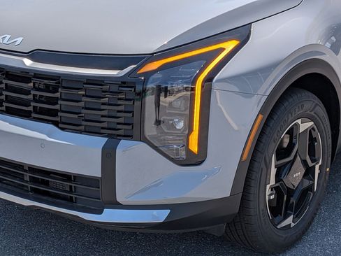 New 2026 Kia Sportage EX AWD/4WD image 9