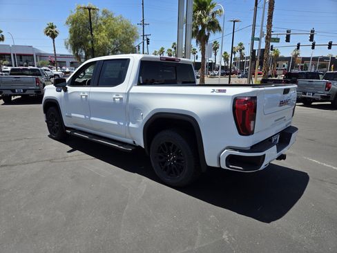 New 2025 GMC Sierra 1500 Elevation w/ Elevation Premium Package image 3