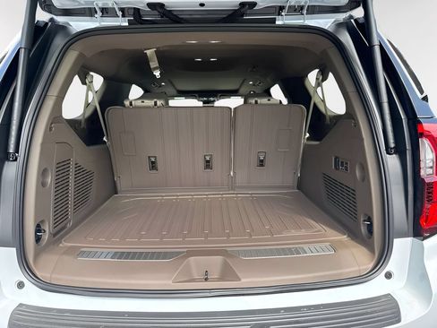 New 2026 GMC Yukon XL Denali w/ Sun & Power Step Package AWD/4WD image 25